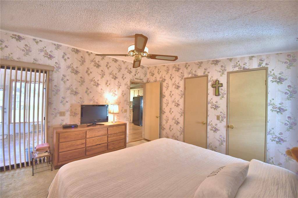 En Venta: $179,000 (2 camas, 2 baños, 1372 Pies cuadrados)