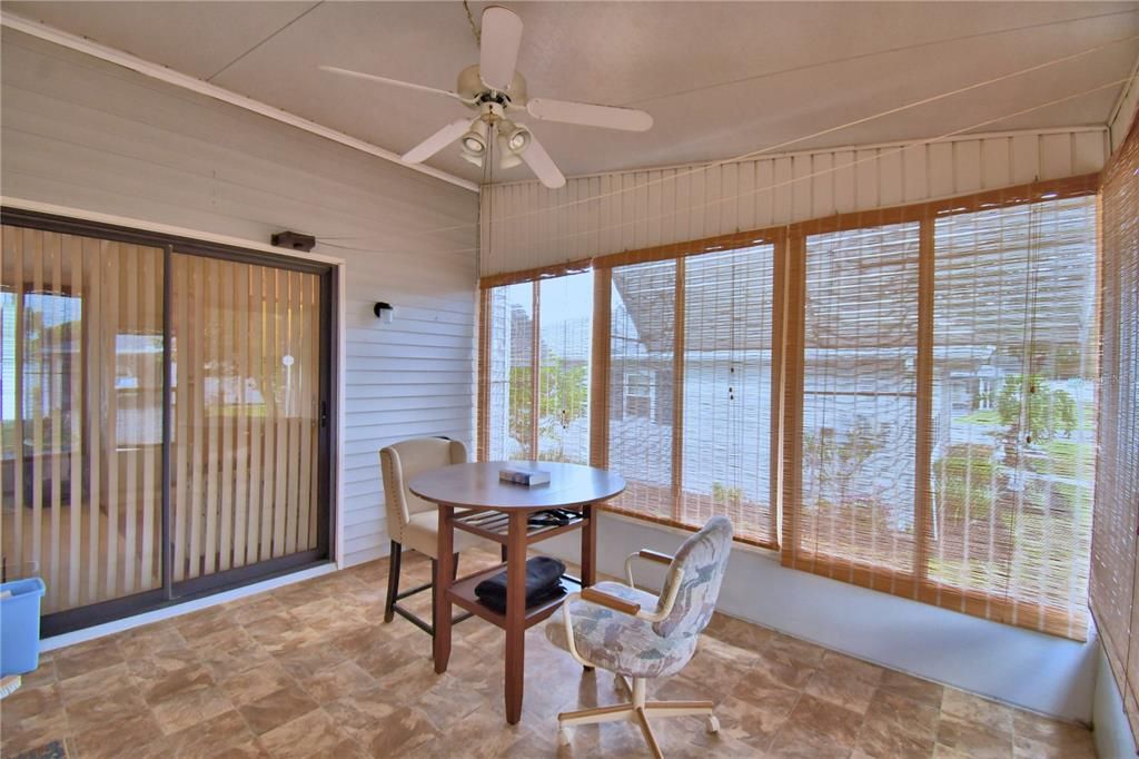 En Venta: $179,000 (2 camas, 2 baños, 1372 Pies cuadrados)