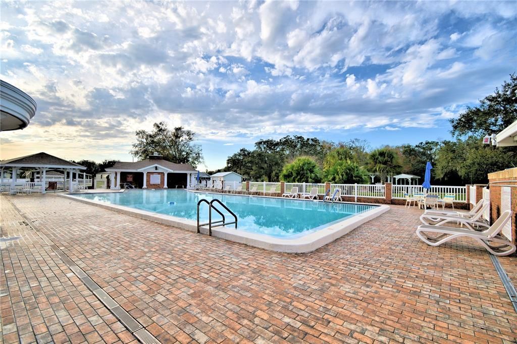 En Venta: $179,000 (2 camas, 2 baños, 1372 Pies cuadrados)