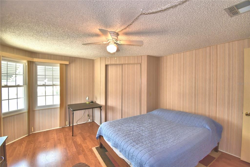 En Venta: $179,000 (2 camas, 2 baños, 1372 Pies cuadrados)