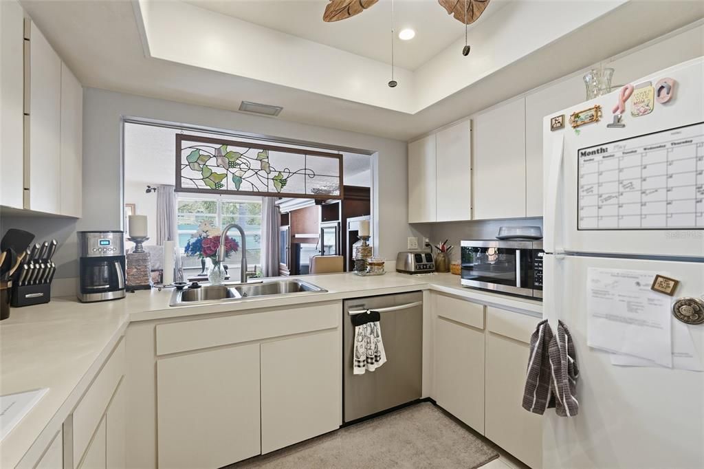 For Sale: $220,000 (3 beds, 2 baths, 1607 Square Feet)
