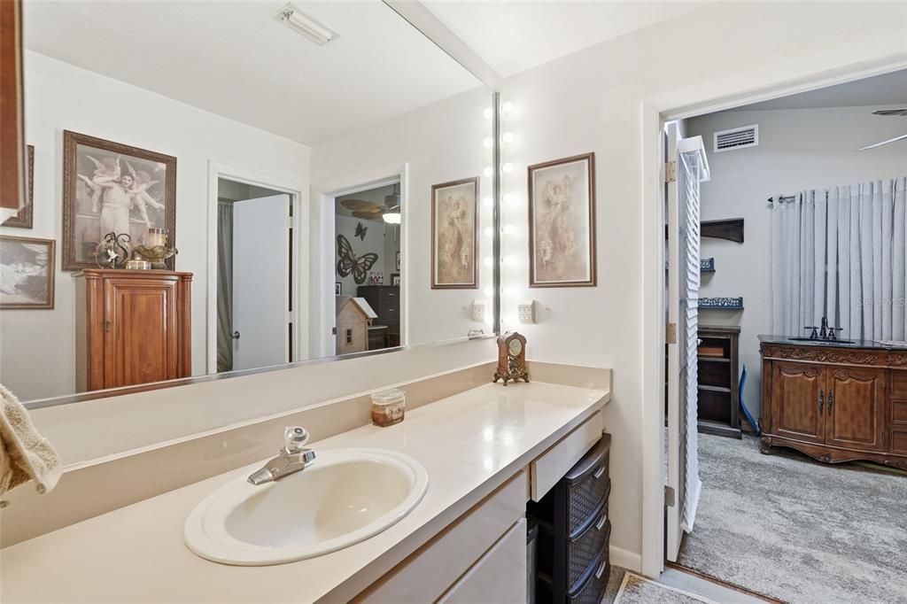 For Sale: $220,000 (3 beds, 2 baths, 1607 Square Feet)
