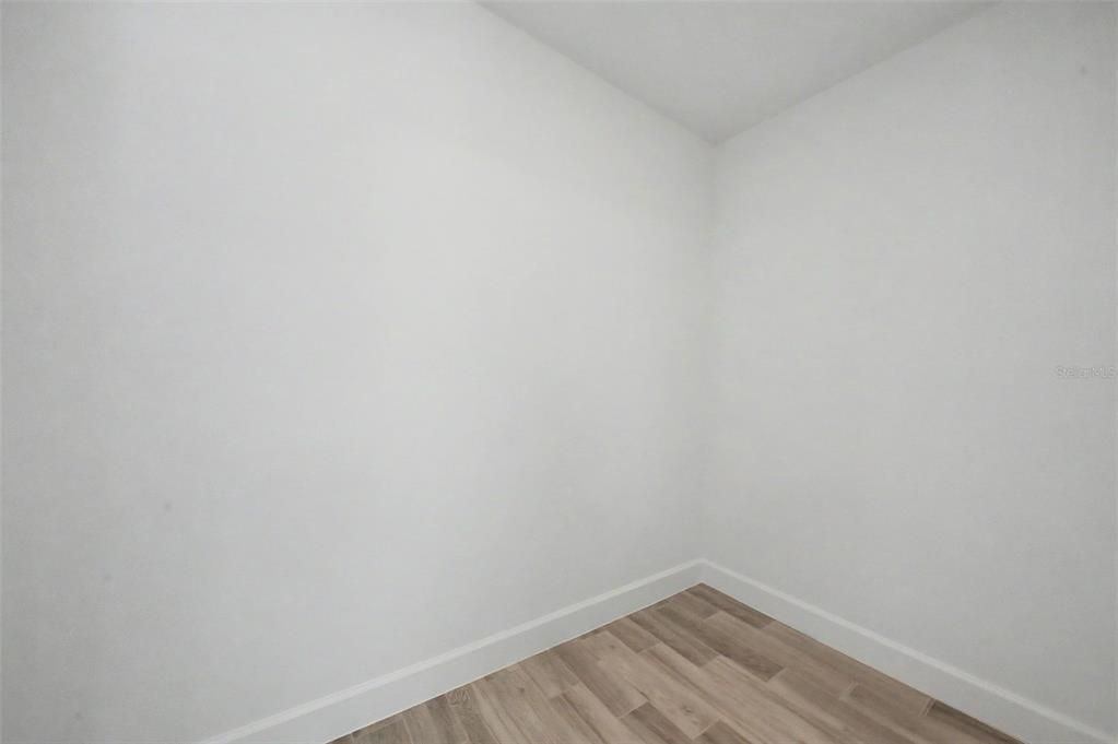 For Sale: $274,900 (2 beds, 2 baths, 1269 Square Feet)