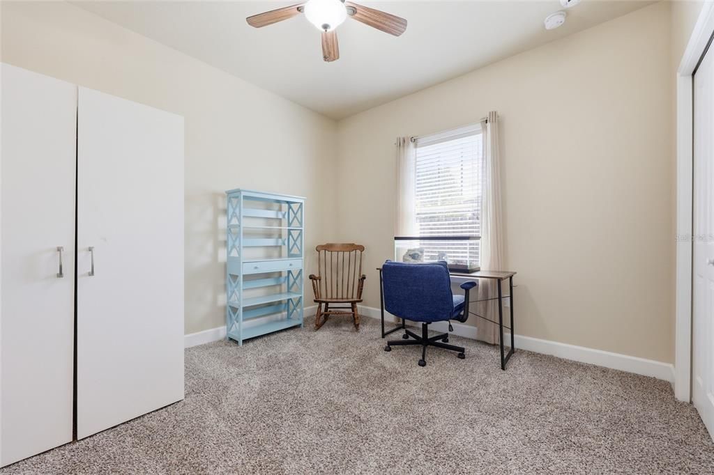 For Sale: $409,900 (4 beds, 2 baths, 1961 Square Feet)
