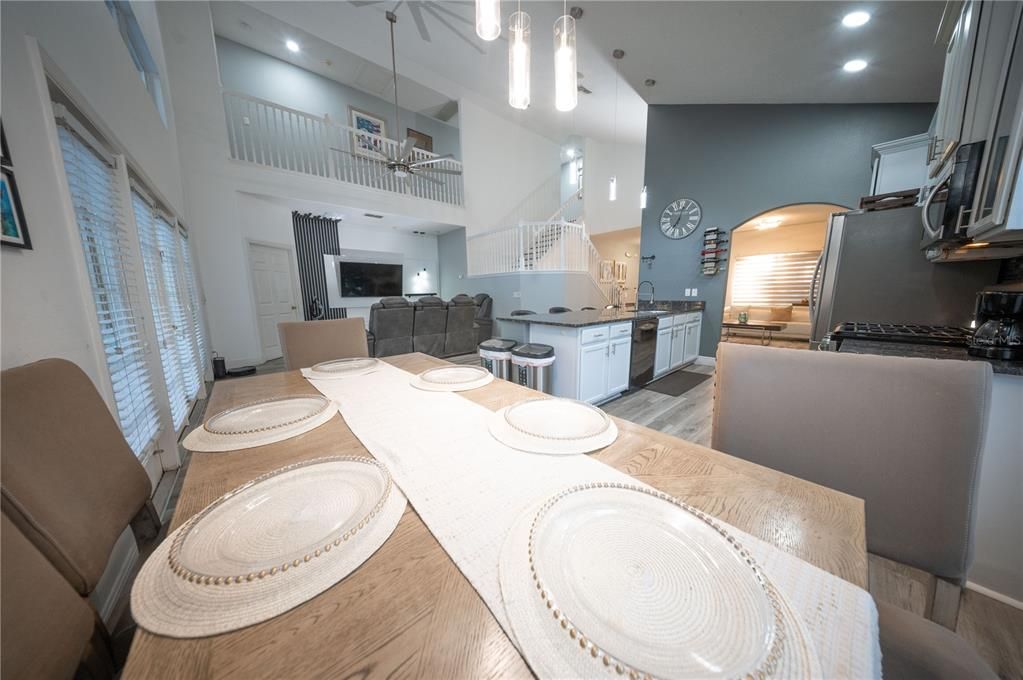 En Venta: $585,000 (6 camas, 5 baños, 2904 Pies cuadrados)