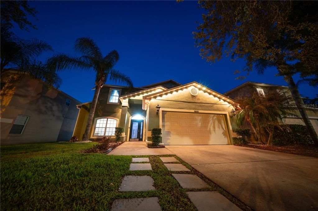 En Venta: $585,000 (6 camas, 5 baños, 2904 Pies cuadrados)