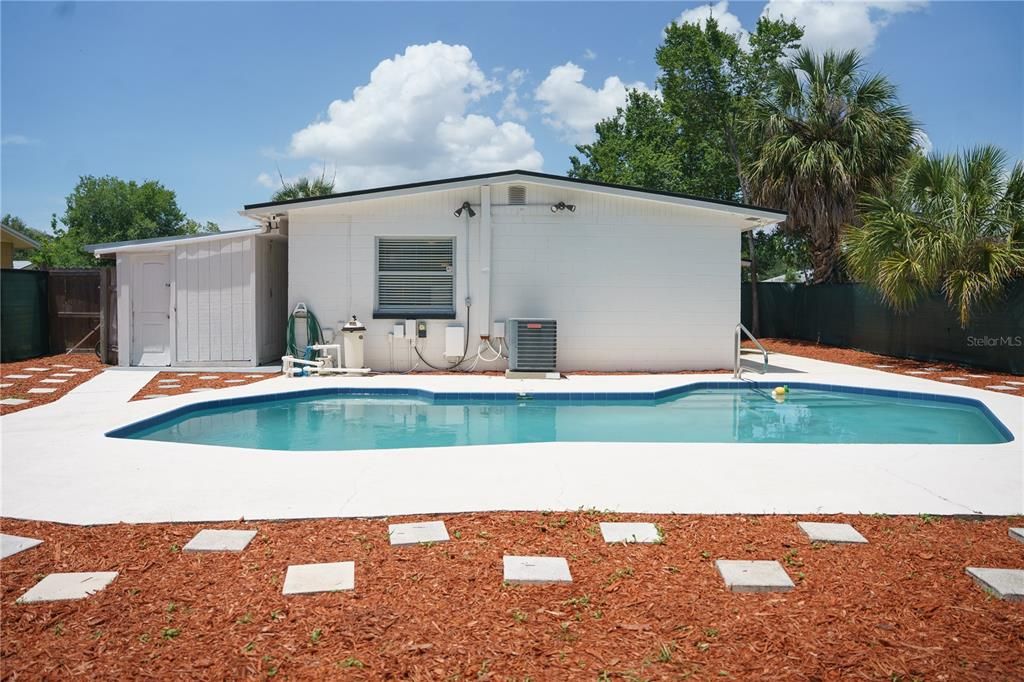 For Sale: $530,000 (3 beds, 2 baths, 1180 Square Feet)