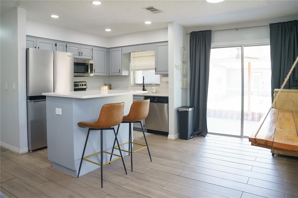 For Sale: $530,000 (3 beds, 2 baths, 1180 Square Feet)