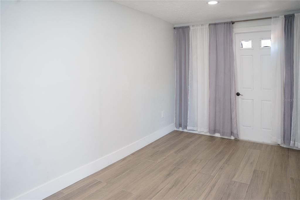 For Sale: $530,000 (3 beds, 2 baths, 1180 Square Feet)