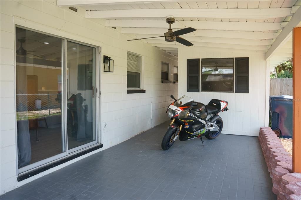 For Sale: $530,000 (3 beds, 2 baths, 1180 Square Feet)