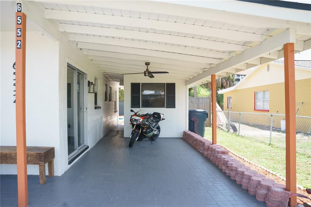 For Sale: $530,000 (3 beds, 2 baths, 1180 Square Feet)