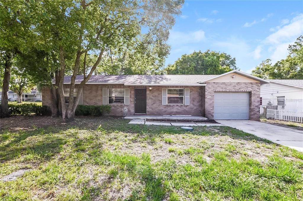 For Sale: $330,000 (3 beds, 2 baths, 1148 Square Feet)