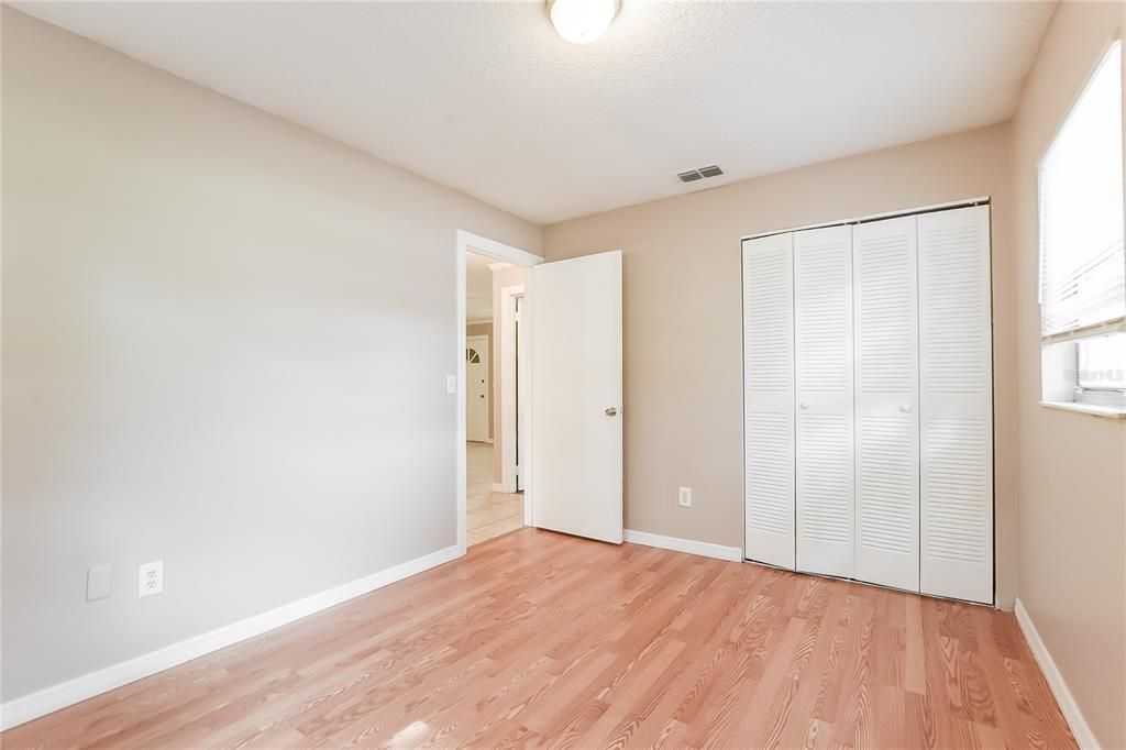For Sale: $330,000 (3 beds, 2 baths, 1148 Square Feet)