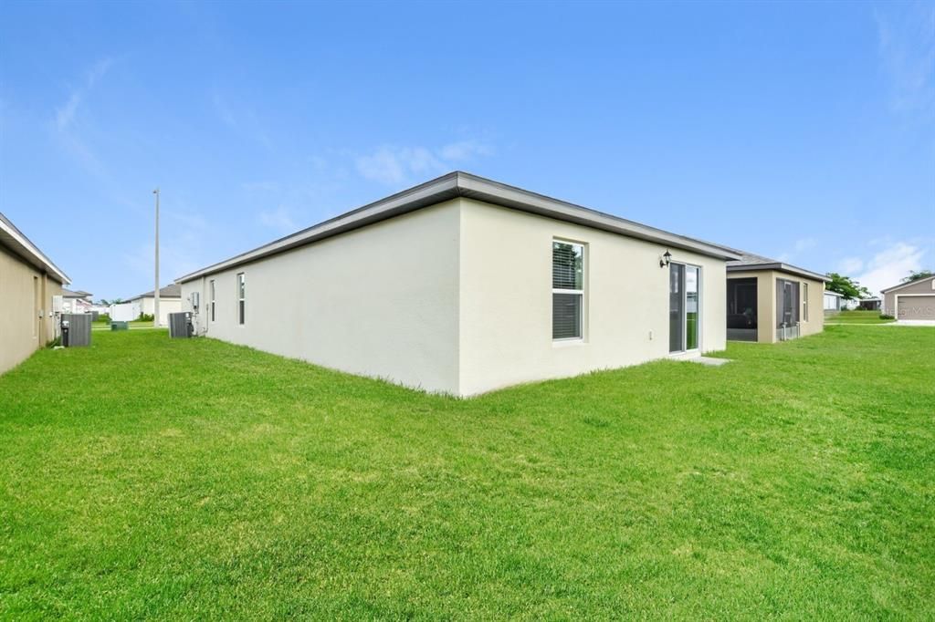 For Rent: $1,829 (3 beds, 2 baths, 1604 Square Feet)