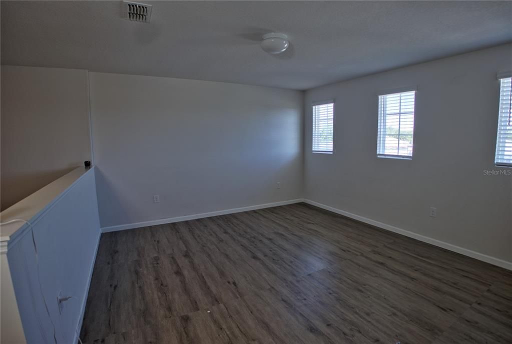 For Sale: $490,000 (4 beds, 2 baths, 2791 Square Feet)