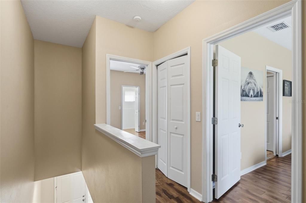 Activo con contrato: $199,900 (2 camas, 2 baños, 1359 Pies cuadrados)