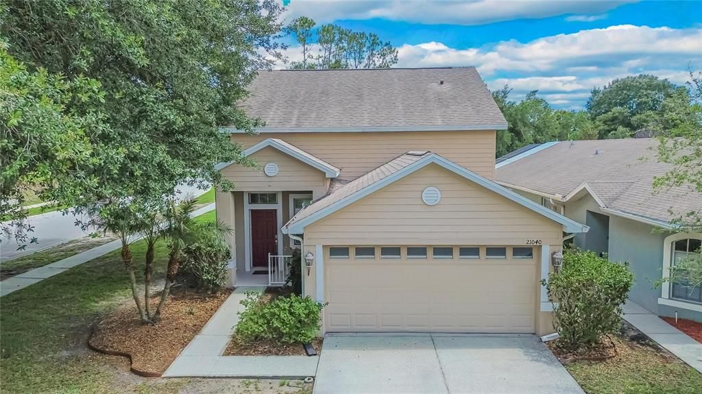For Sale: $370,000 (4 beds, 2 baths, 1860 Square Feet)