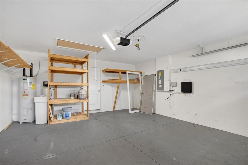 For Sale: $370,000 (4 beds, 2 baths, 1860 Square Feet)