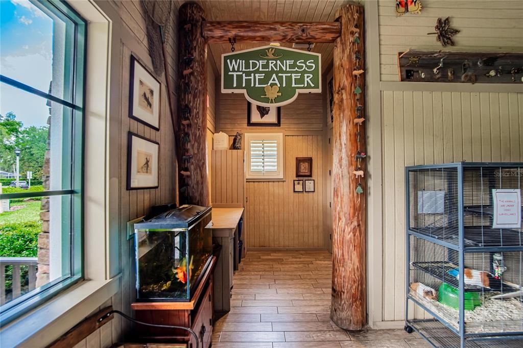 For Sale: $370,000 (4 beds, 2 baths, 1860 Square Feet)