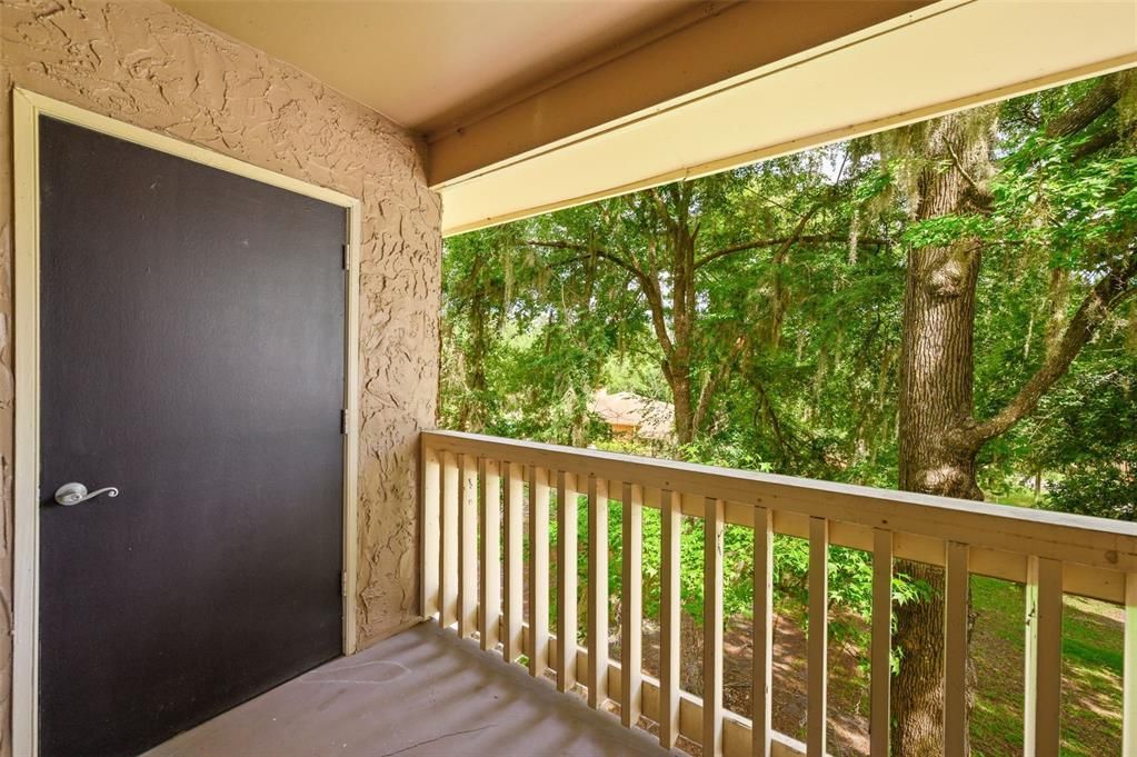 For Sale: $133,000 (2 beds, 2 baths, 1070 Square Feet)