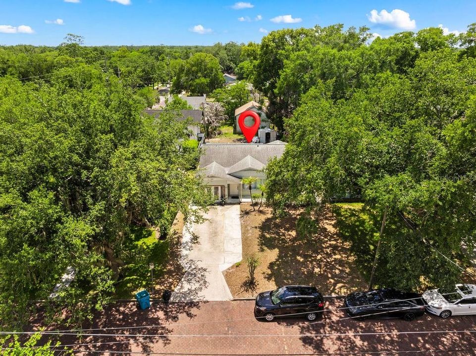 For Sale: $490,000 (2 beds, 1 baths, 1427 Square Feet)