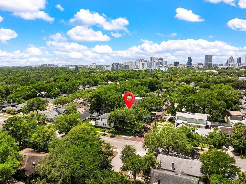 For Sale: $490,000 (2 beds, 1 baths, 1427 Square Feet)