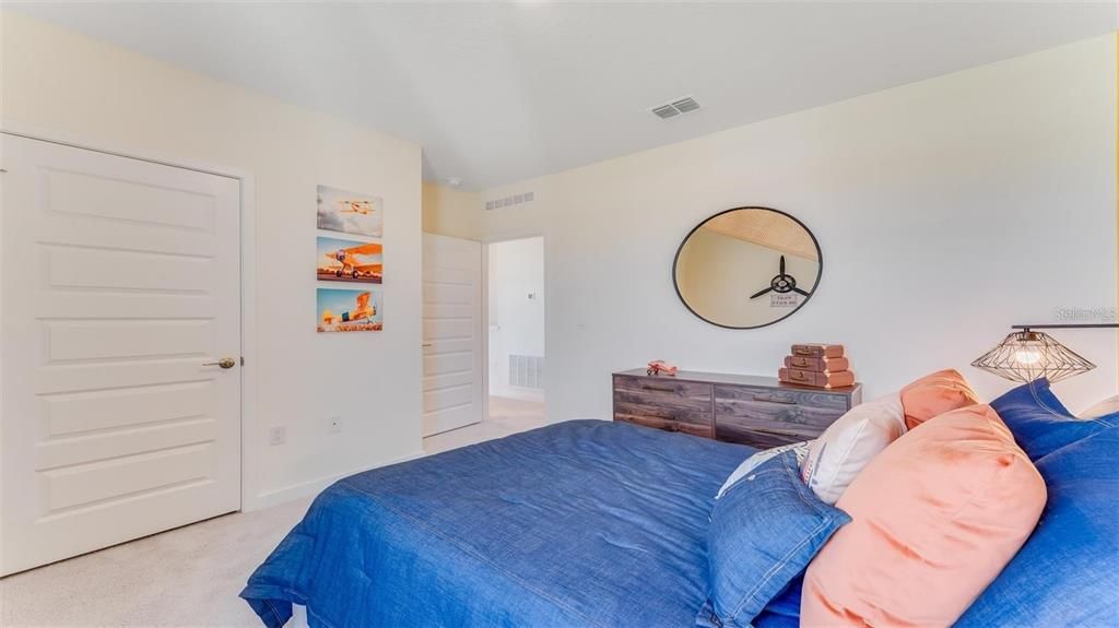 For Sale: $485,000 (5 beds, 3 baths, 2605 Square Feet)