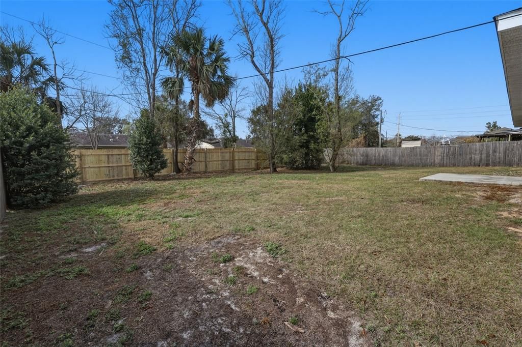 For Rent: $2,200 (3 beds, 2 baths, 1413 Square Feet)