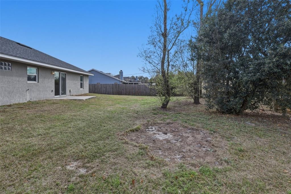 For Rent: $2,200 (3 beds, 2 baths, 1413 Square Feet)