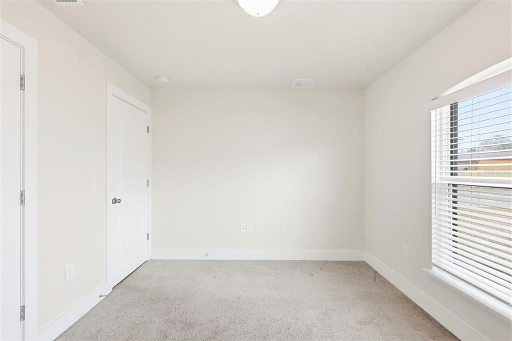 For Rent: $2,200 (3 beds, 2 baths, 1413 Square Feet)