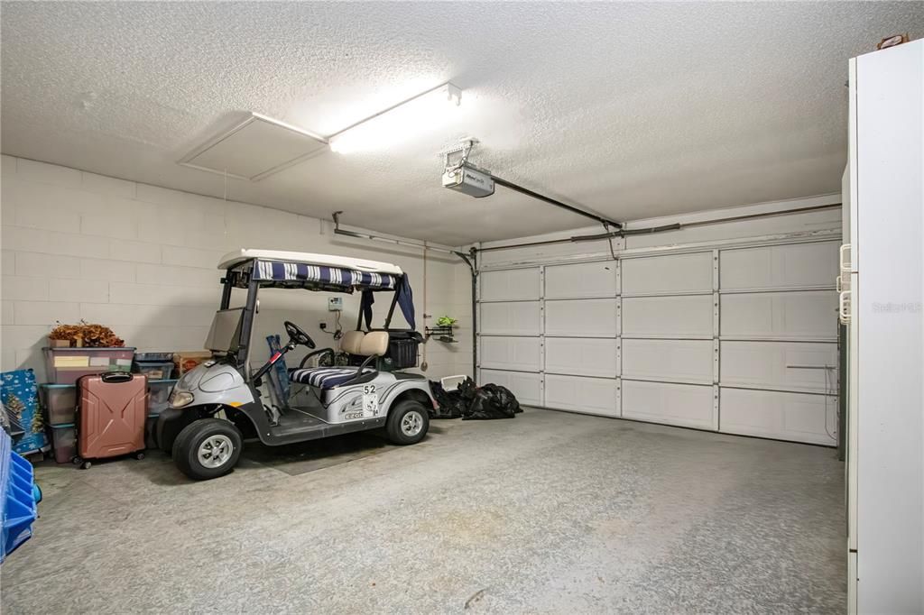 For Sale: $345,000 (2 beds, 2 baths, 2159 Square Feet)