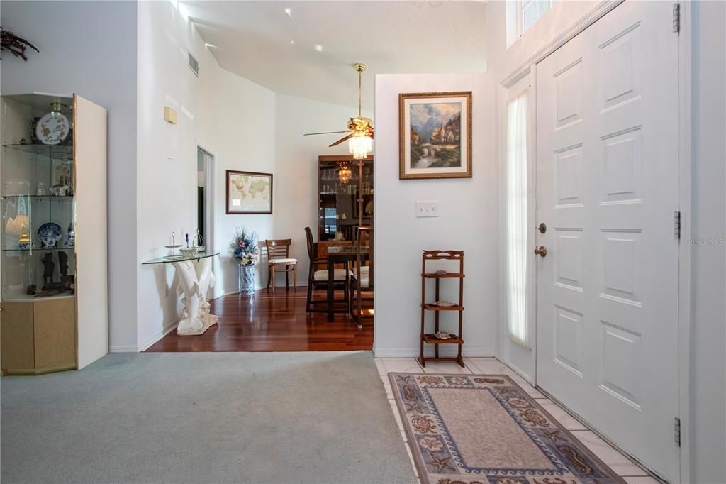 For Sale: $345,000 (2 beds, 2 baths, 2159 Square Feet)