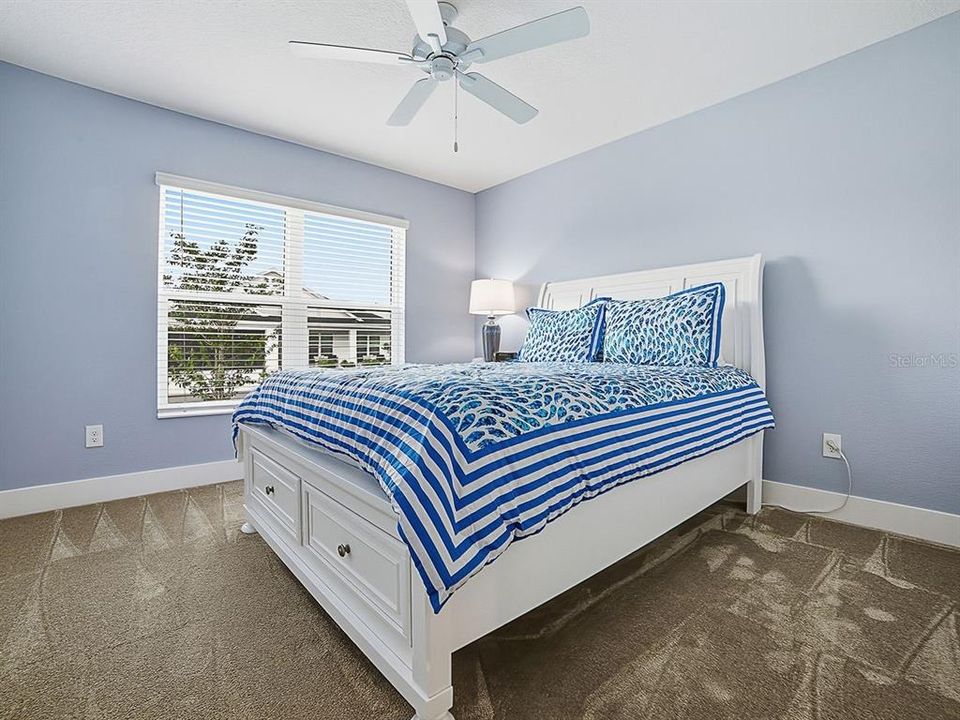 For Sale: $527,000 (3 beds, 2 baths, 1959 Square Feet)
