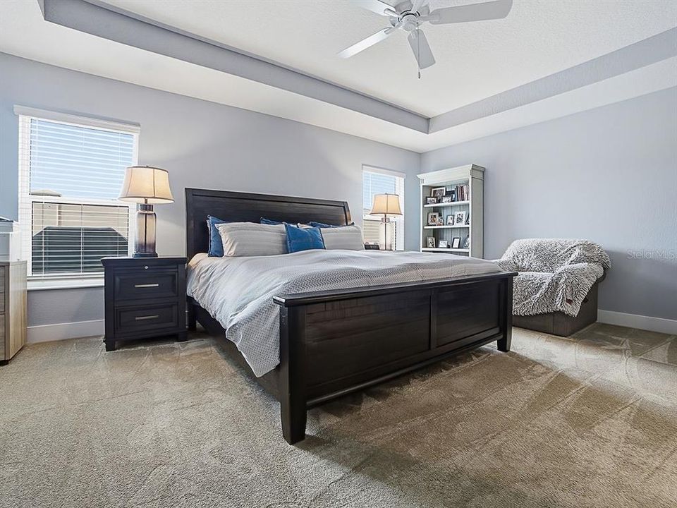 For Sale: $527,000 (3 beds, 2 baths, 1959 Square Feet)