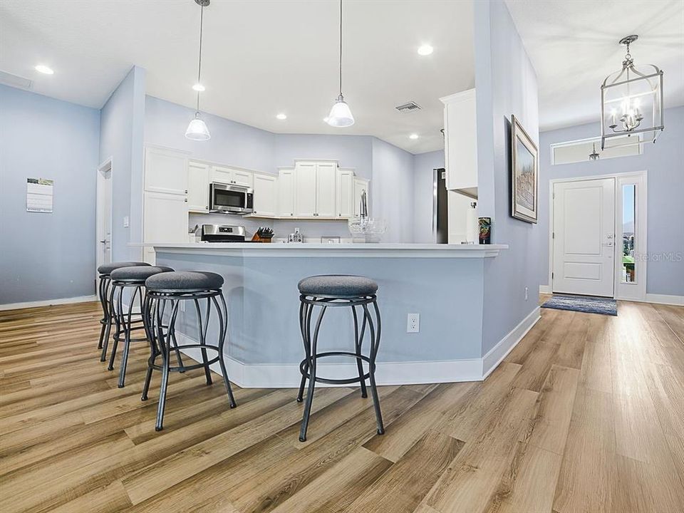 For Sale: $527,000 (3 beds, 2 baths, 1959 Square Feet)