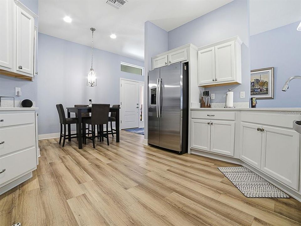 For Sale: $527,000 (3 beds, 2 baths, 1959 Square Feet)