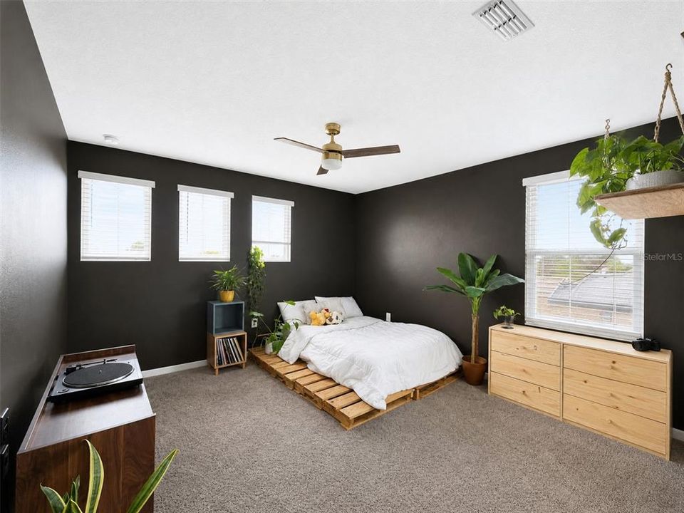 For Sale: $365,000 (3 beds, 2 baths, 2665 Square Feet)