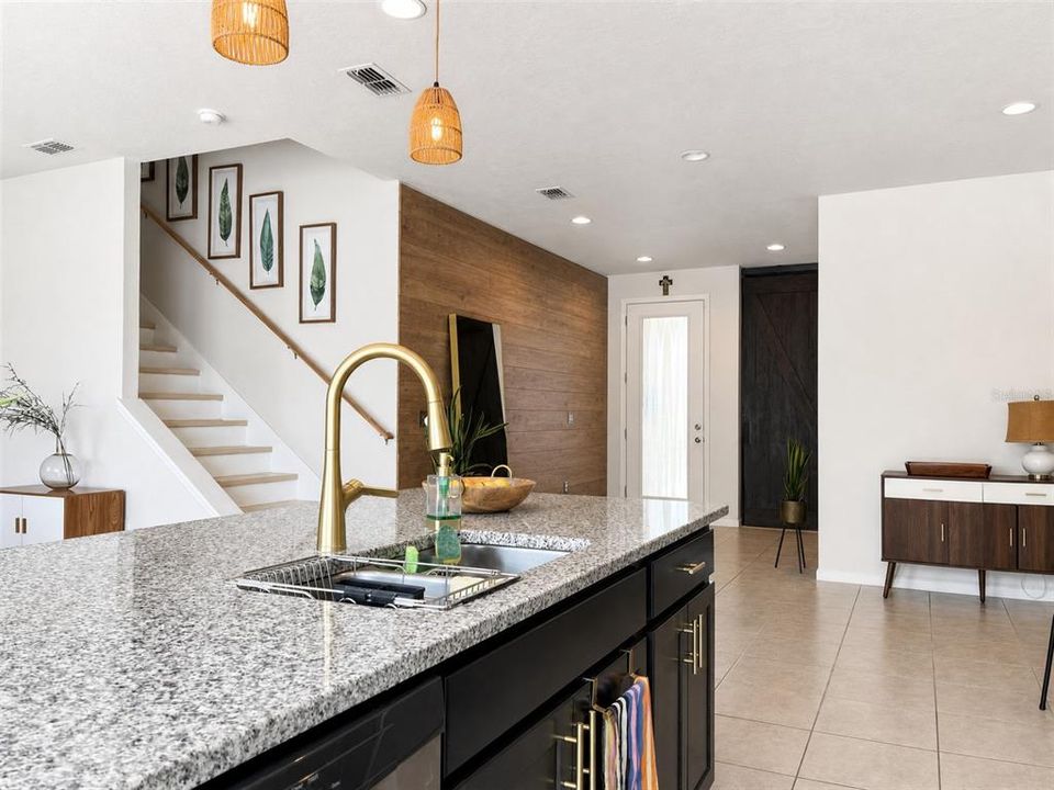 For Sale: $365,000 (3 beds, 2 baths, 2665 Square Feet)