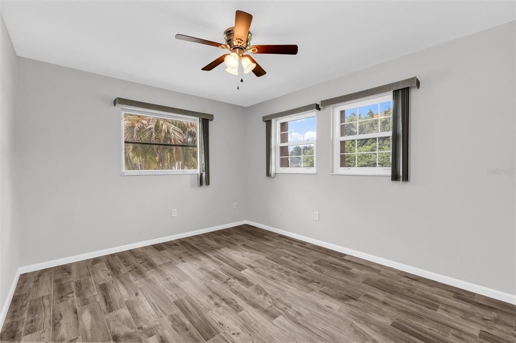 For Sale: $329,000 (3 beds, 2 baths, 1434 Square Feet)