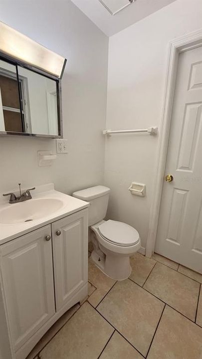 For Rent: $1,500 (3 beds, 1 baths, 1088 Square Feet)