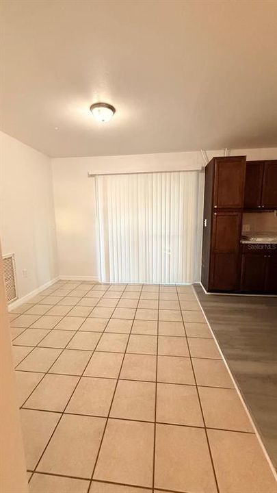 For Rent: $1,500 (3 beds, 1 baths, 1088 Square Feet)