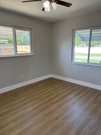 For Sale: $329,900 (2 beds, 1 baths, 816 Square Feet)