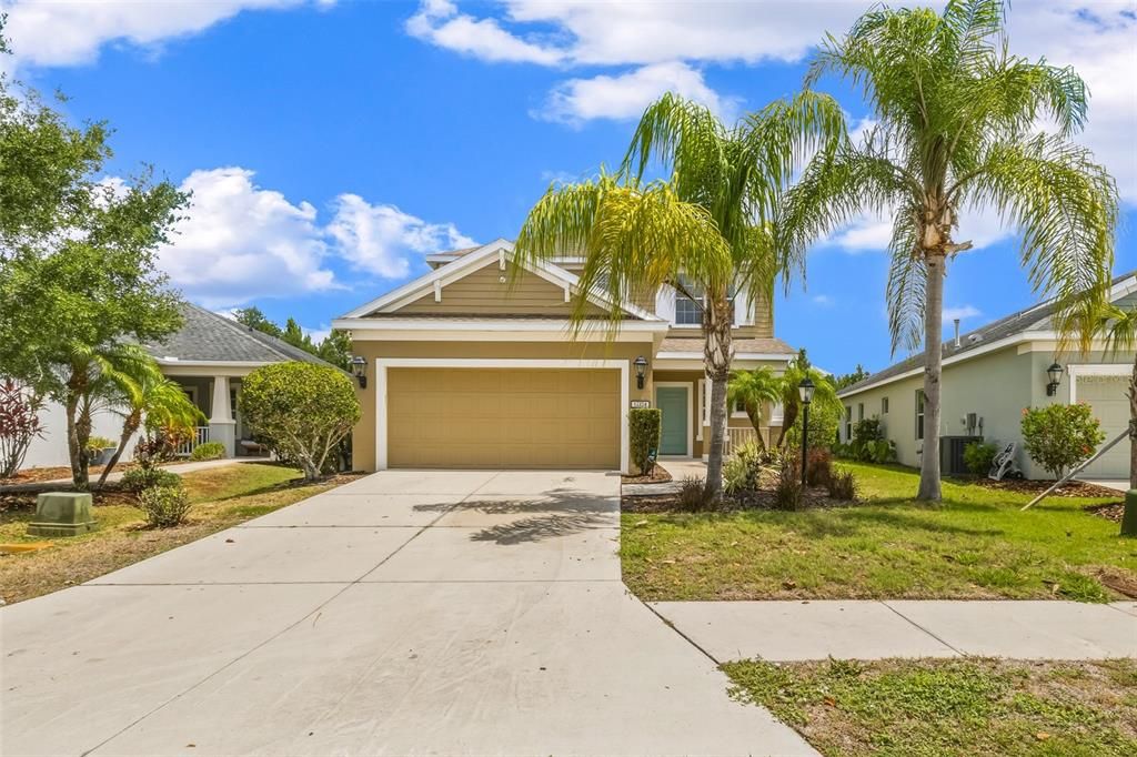 For Sale: $499,000 (4 beds, 2 baths, 2084 Square Feet)
