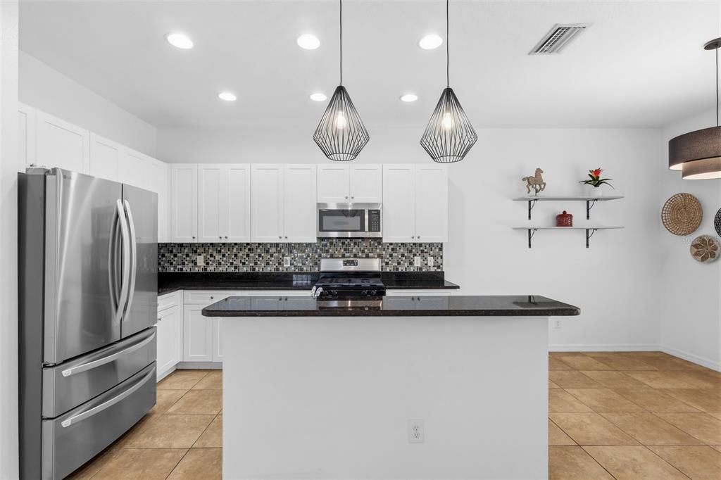 For Sale: $499,000 (4 beds, 2 baths, 2084 Square Feet)