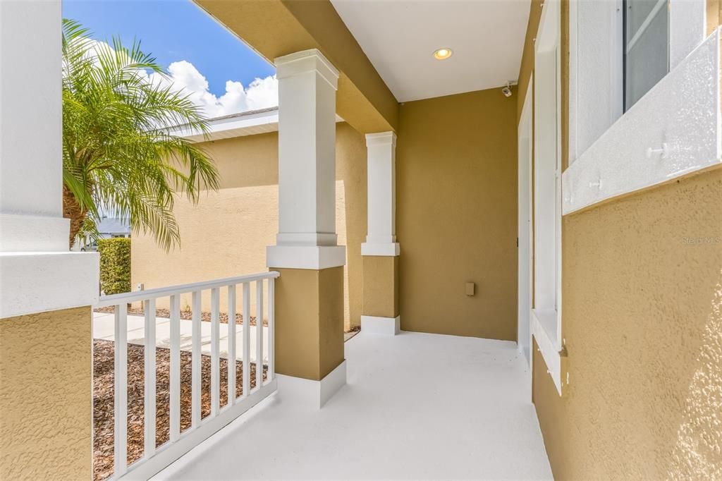 For Sale: $499,000 (4 beds, 2 baths, 2084 Square Feet)