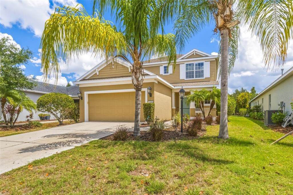 For Sale: $499,000 (4 beds, 2 baths, 2084 Square Feet)