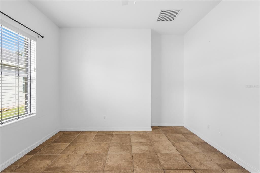 For Sale: $499,000 (4 beds, 2 baths, 2084 Square Feet)