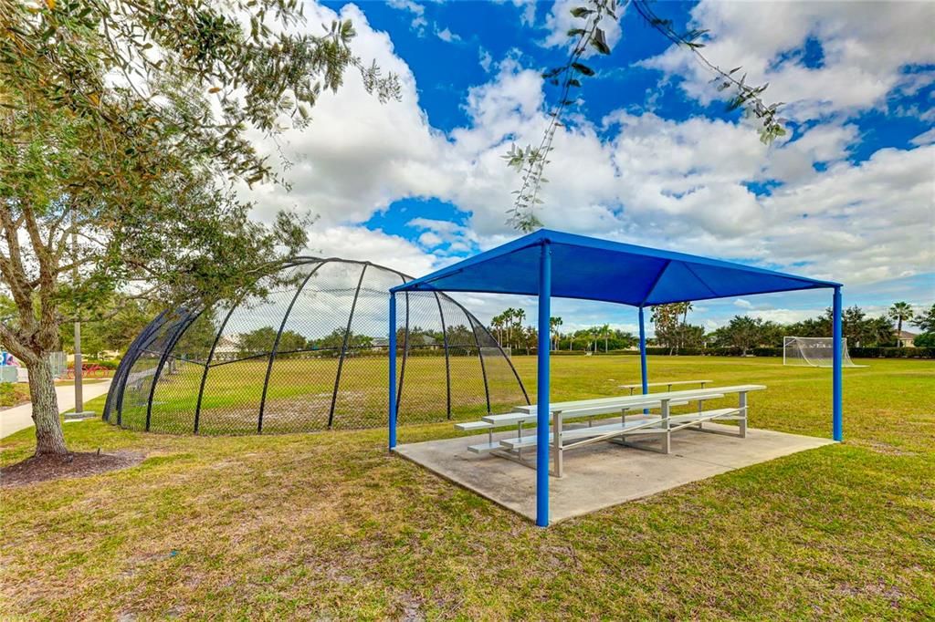 For Sale: $499,000 (4 beds, 2 baths, 2084 Square Feet)