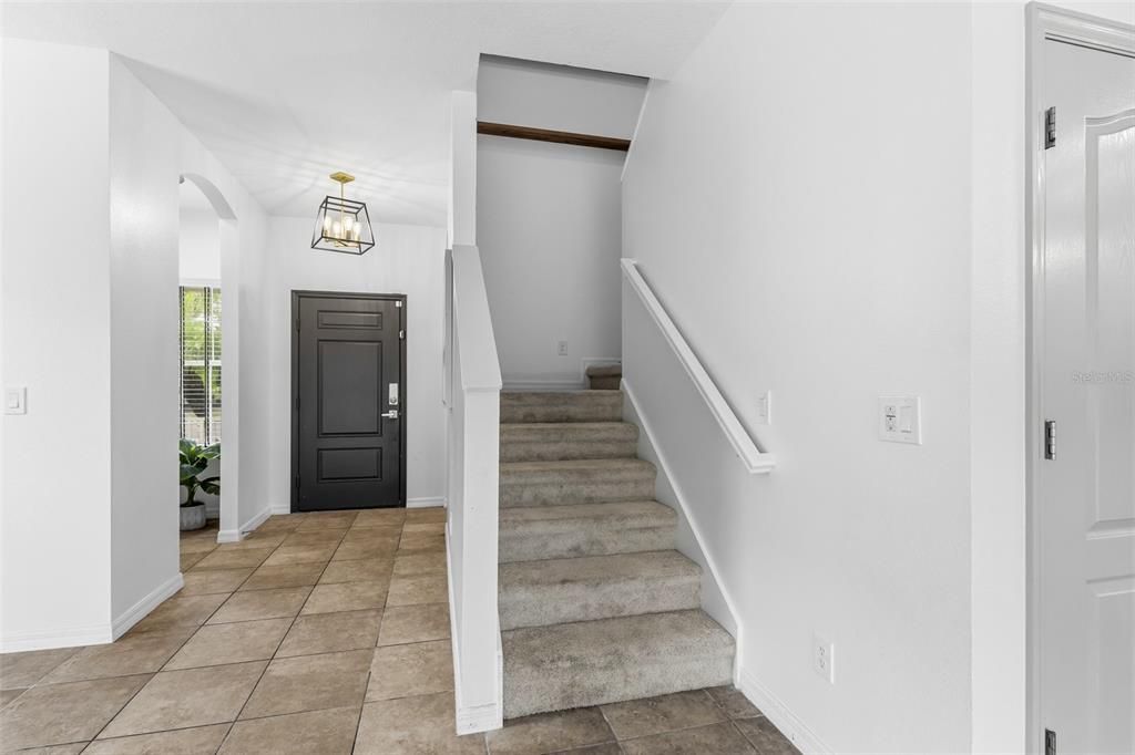 For Sale: $499,000 (4 beds, 2 baths, 2084 Square Feet)