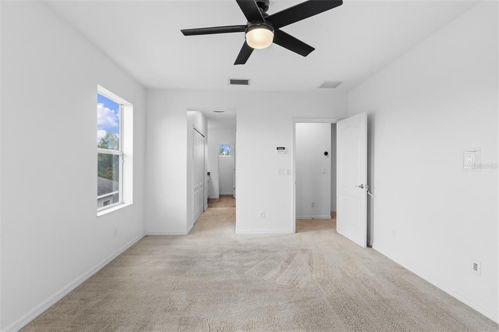 For Sale: $499,000 (4 beds, 2 baths, 2084 Square Feet)